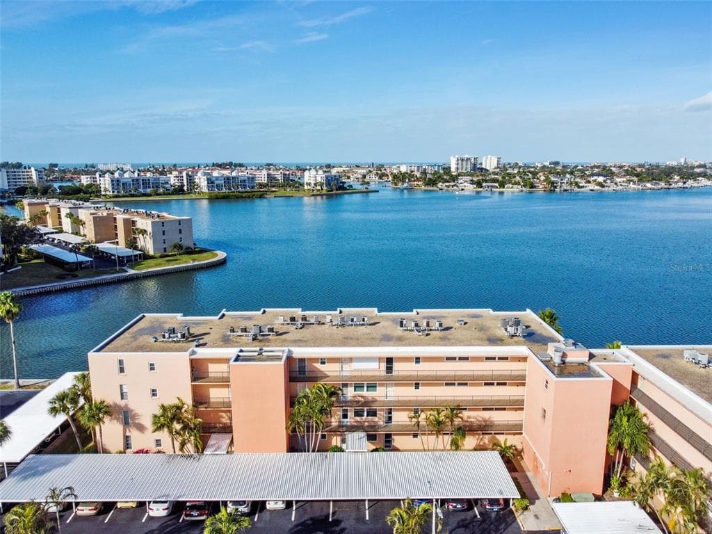 7665 SUN ISLAND DRIVE S UNIT 209 SOUTH PASADENA, FL 33707
