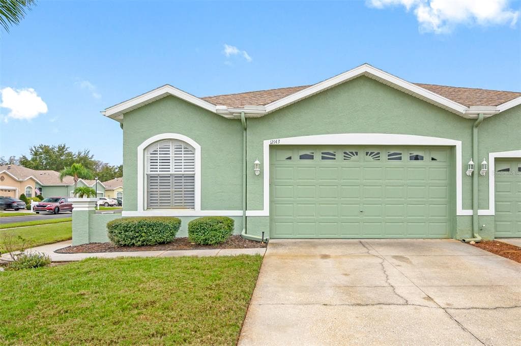 12143 PUTTER GREEN COURT NEW PORT RICHEY, FL 34654