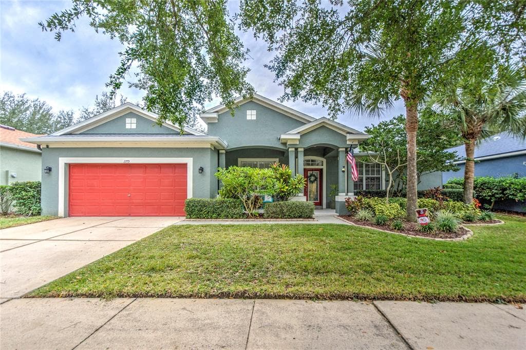 11719 HOLLY CREEK DRIVE