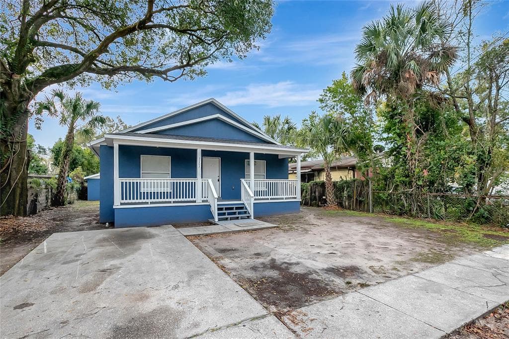3203 DELEUIL AVENUE TAMPA, FL 33610