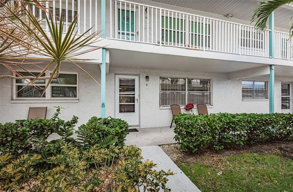 5297 81ST LANE N UNIT 2 ST PETERSBURG, FL 33709