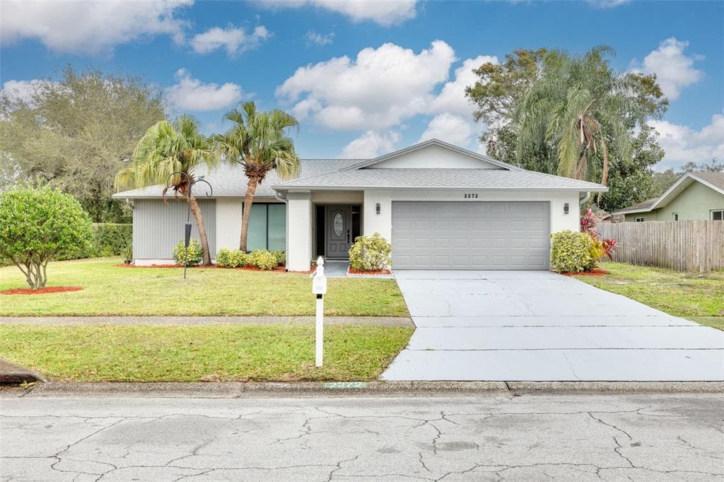 2272 BIRCHBARK TRAIL CLEARWATER, FL 33763