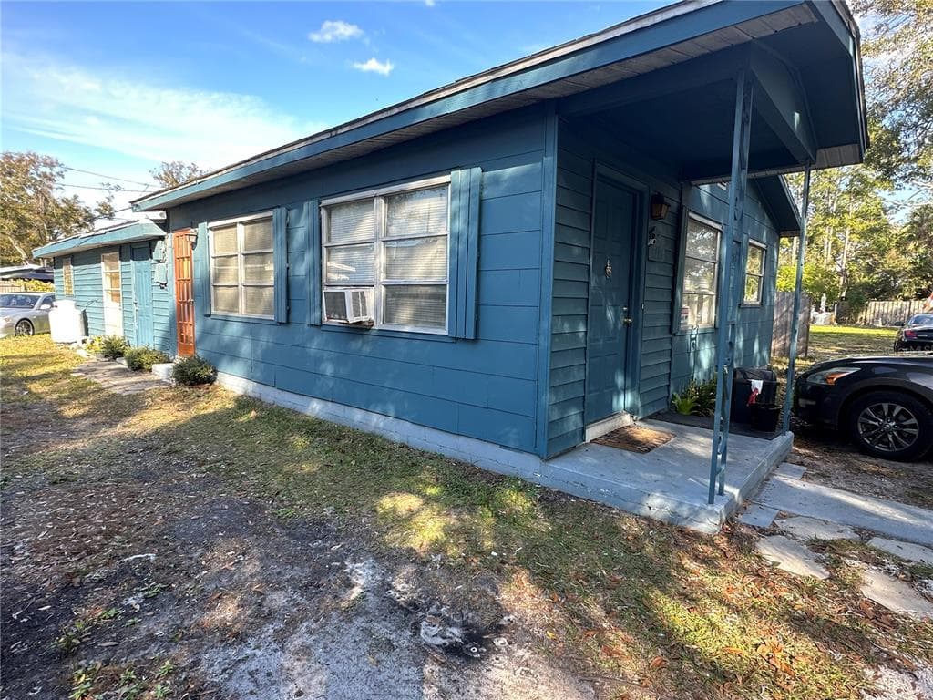 3715 40TH AVENUE N ST PETERSBURG, FL 33714