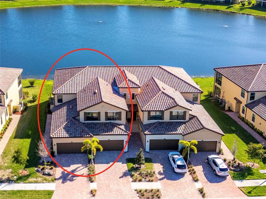 12385 GHIBERTI CIRCLE UNIT 201 VENICE, FL 34293