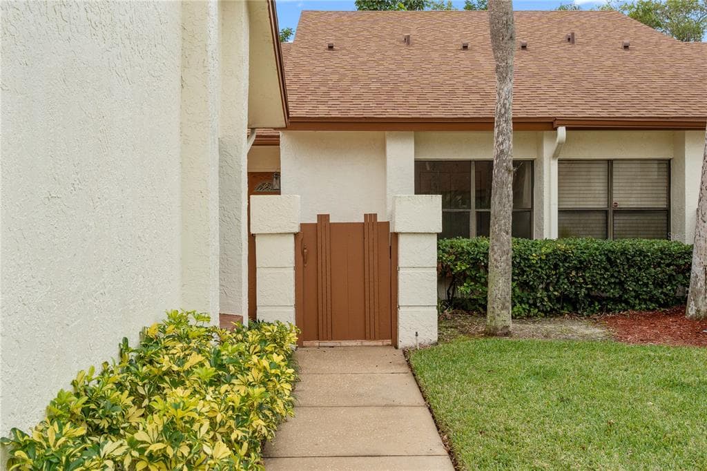 14774 FEATHER COVE ROAD CLEARWATER, FL 33762