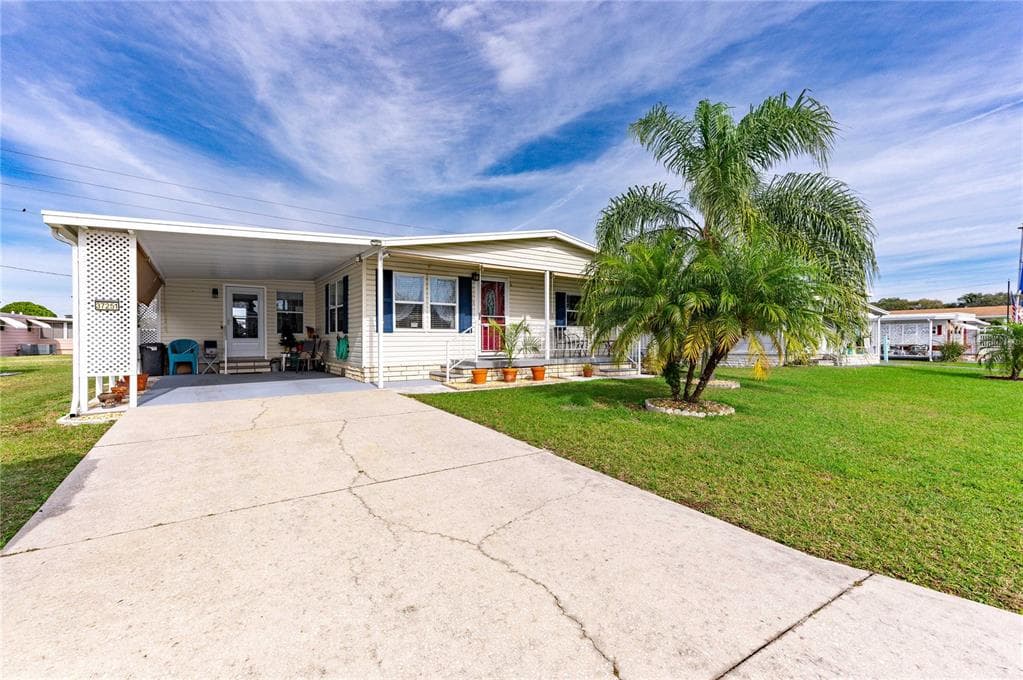 37251 CORA AVENUE ZEPHYRHILLS, FL 33542