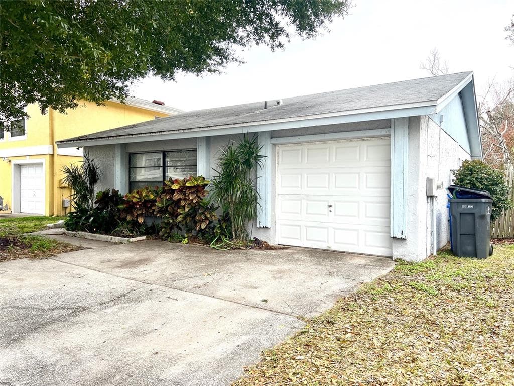 4823 GROVE POINT DRIVE TAMPA, FL 33624