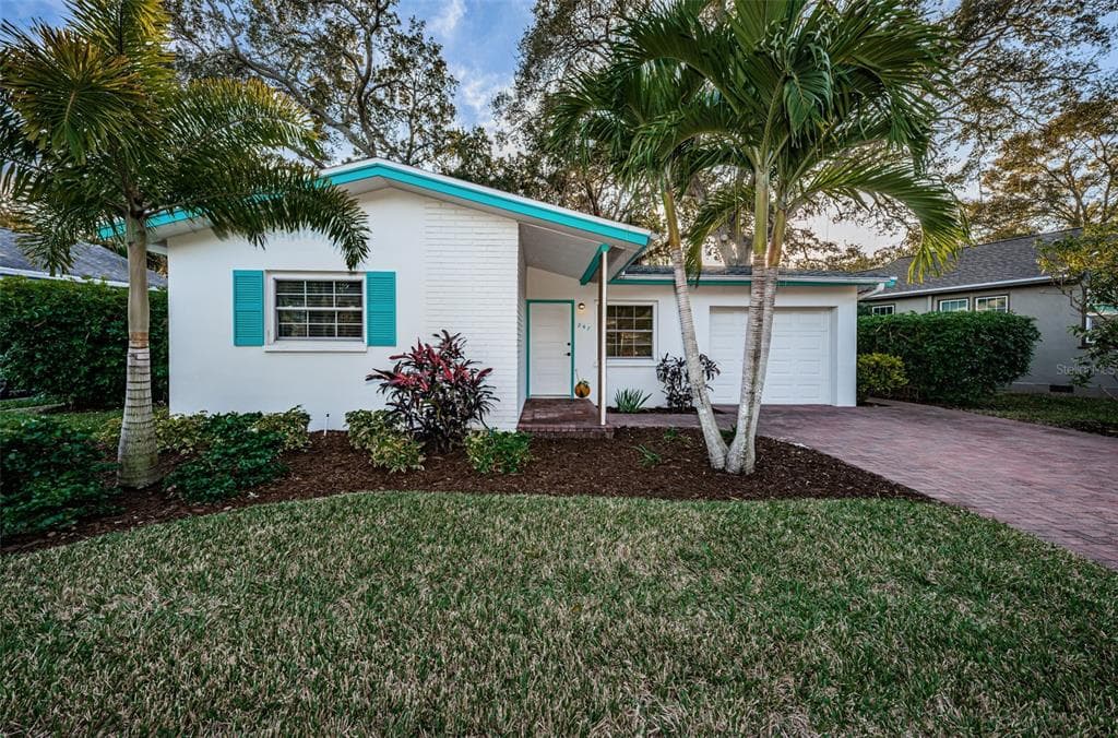 247 GARDEN CIRCLE N DUNEDIN, FL 34698