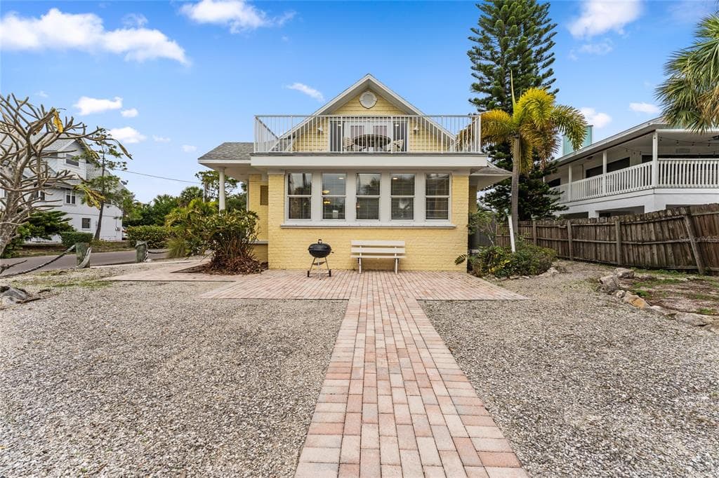 12217 SUNSHINE LANE TREASURE ISLAND, FL 33706