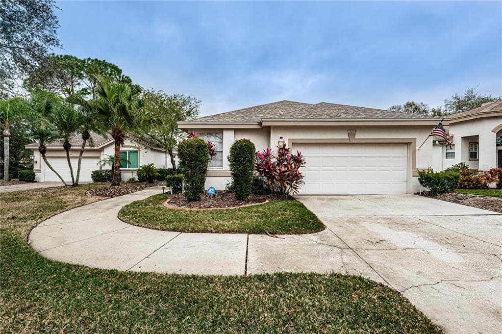 12225 GLENCLIFF CIRCLE TAMPA, FL 33626