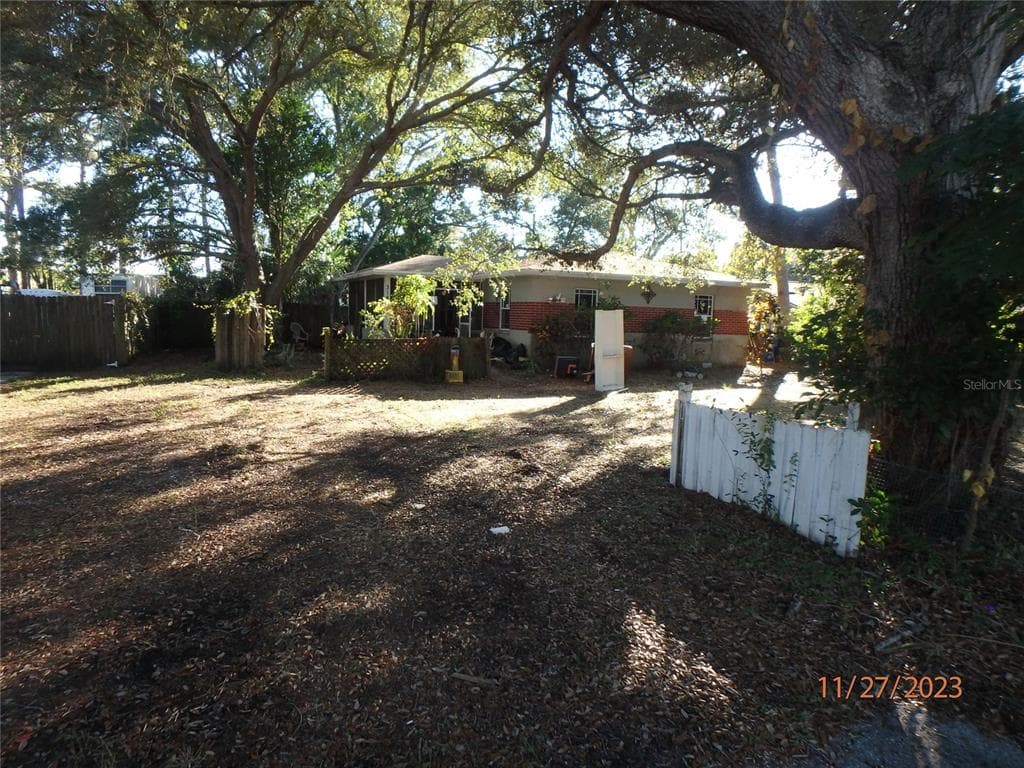 3148 GREEN ACRES AVENUE LARGO, FL 33771