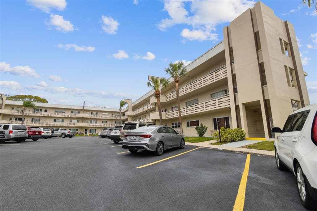 2378 ECUADORIAN WAY UNIT 54 CLEARWATER, FL 33763