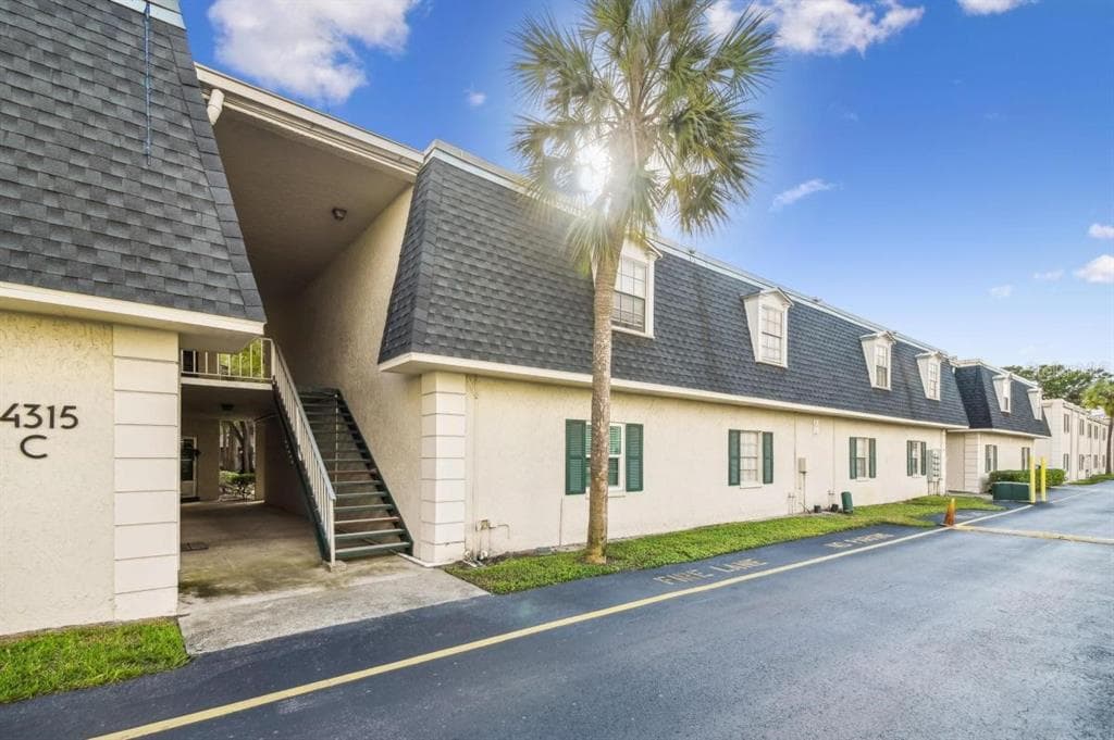 4335 AEGEAN DRIVE UNIT 110A TAMPA, FL 33611