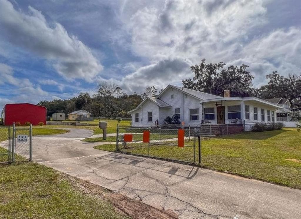 11212 FORT KING ROAD DADE CITY, FL 33525