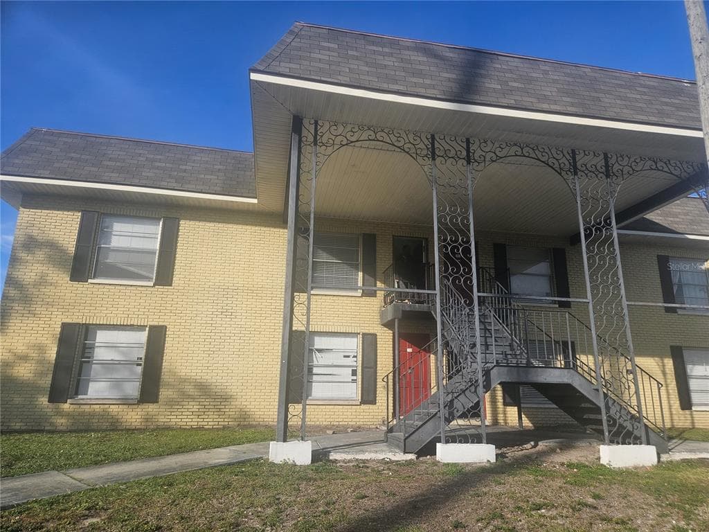 2800 E 113TH AVENUE UNIT 101 TAMPA, FL 33612