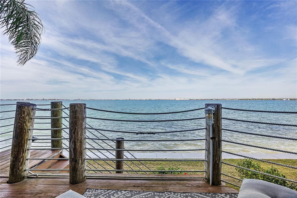 5279 ISLA KEY BOULEVARD S UNIT 115