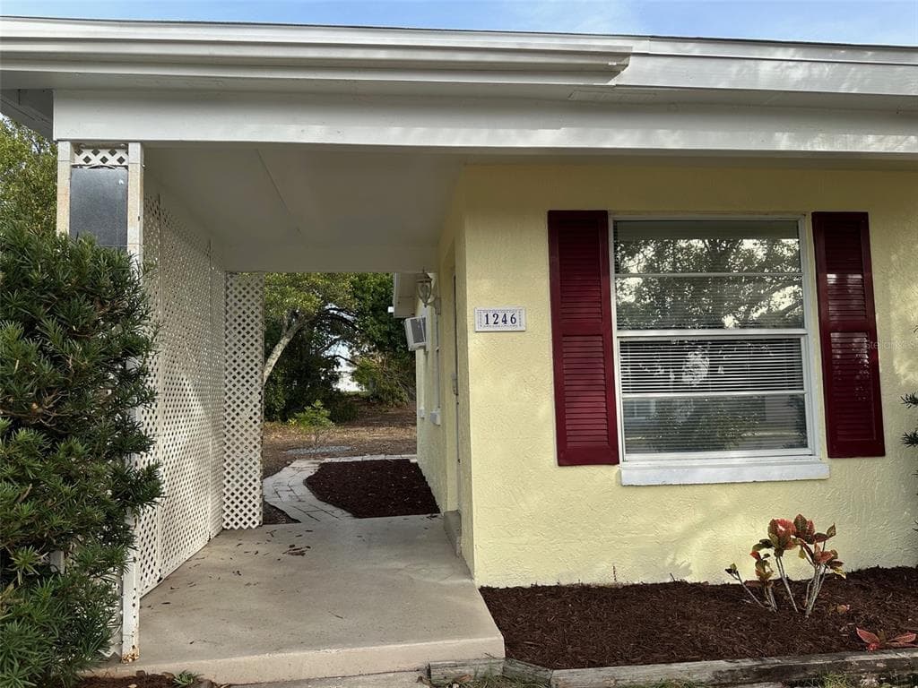 1246 NEWHOPE ROAD SPRING HILL, FL 34606
