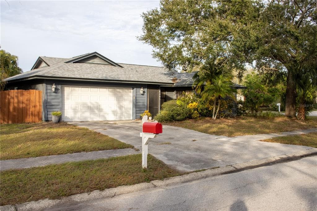 6495 BIKINI ROAD