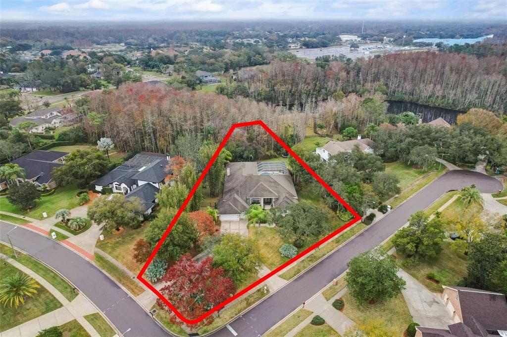 855 CYPRESS LAKEVIEW COURT TARPON SPRINGS, FL 34688