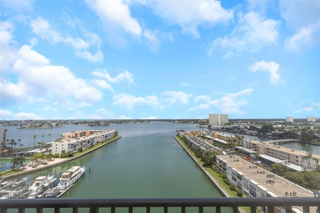 7300 SUN ISLAND DRIVE S UNIT 1202 SOUTH PASADENA, FL 33707