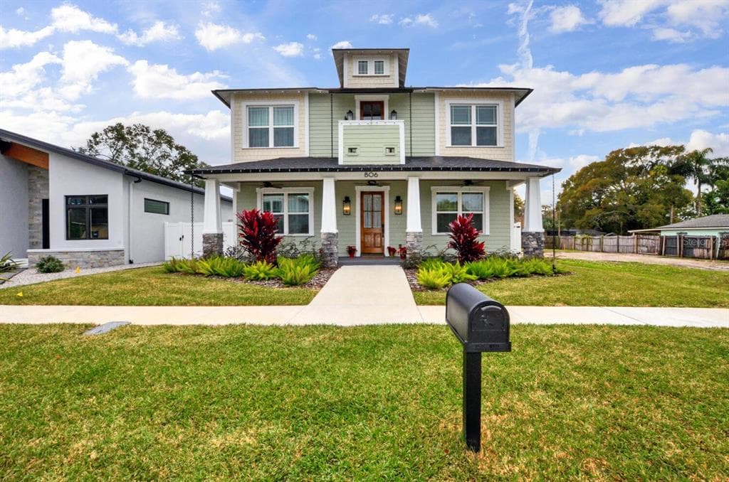 806 W BRADDOCK STREET TAMPA, FL 33603