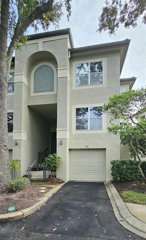 712 SEAGATE DRIVE TAMPA, FL 33602