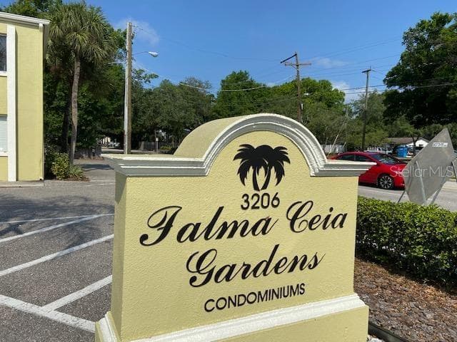 3206 W AZEELE STREET UNIT 219 TAMPA, FL 33609