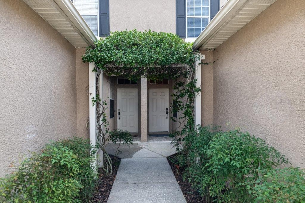 11235 WINDSOR PLACE CIRCLE TAMPA, FL 33626