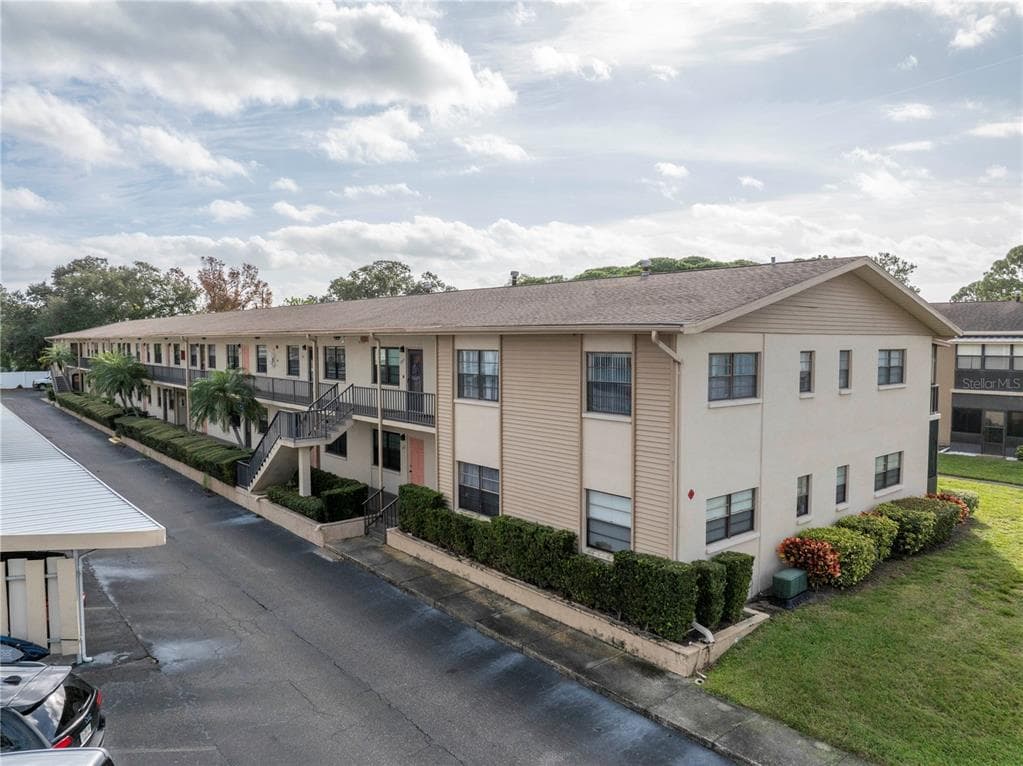 5967 TERRACE PARK DRIVE N UNIT 203 ST PETERSBURG, FL 33709
