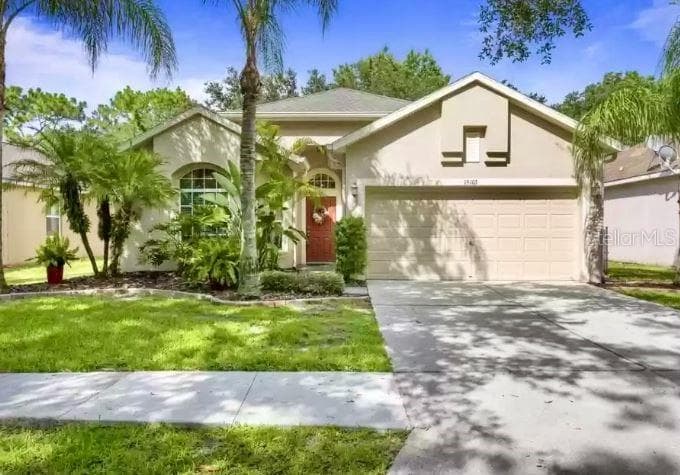 19105 CYPRESS REACH LANE TAMPA, FL 33647