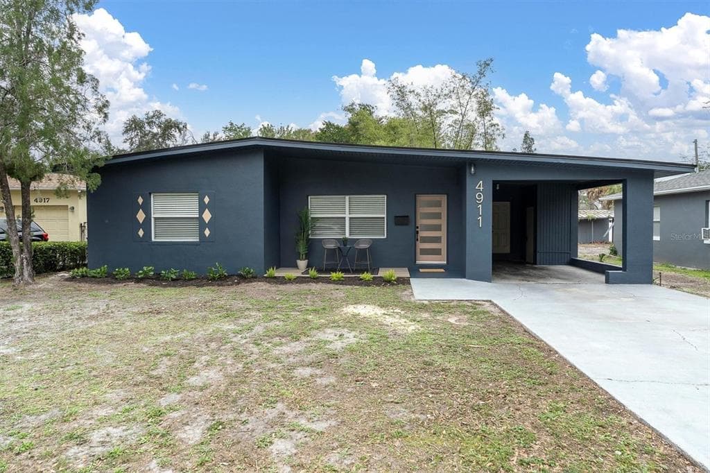 4911 HIGHLAND STREET S ST PETERSBURG, FL 33705