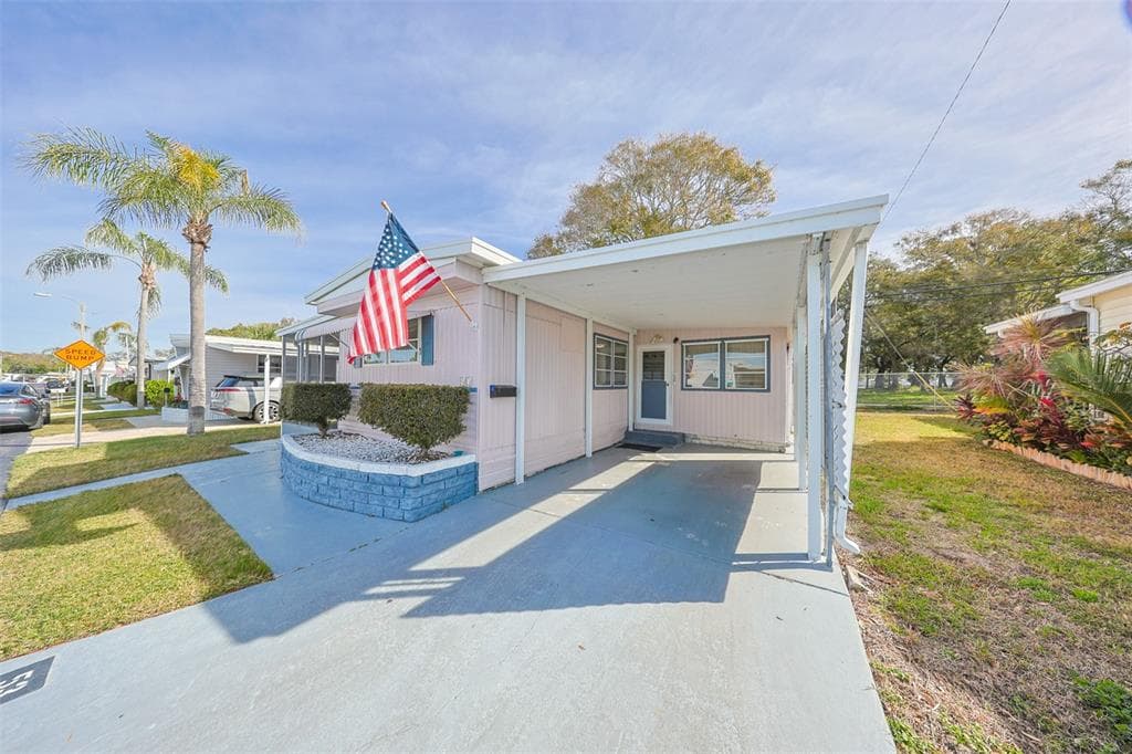 980 7TH STREET NW UNIT 53 LARGO, FL 33770
