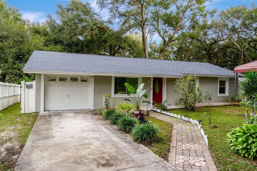 40227 PRETTY REDBIRD ROAD