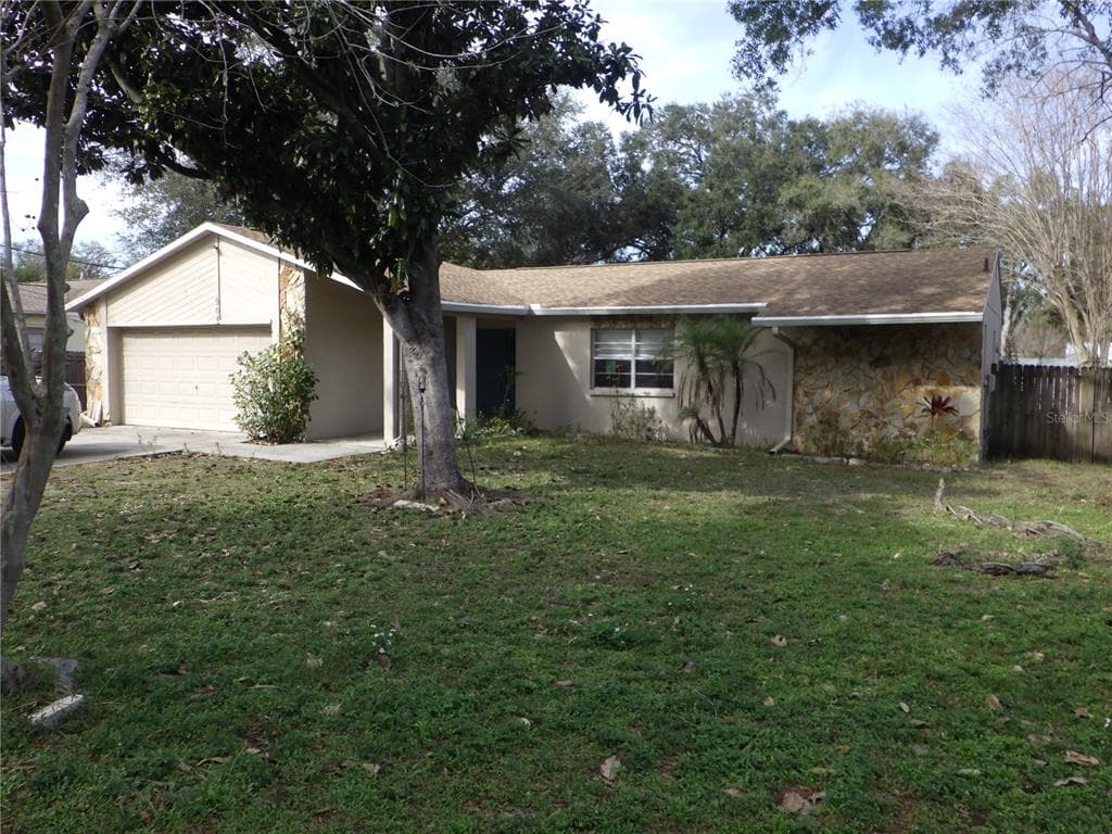 904 E WINDHORST ROAD SEFFNER, FL 33584
