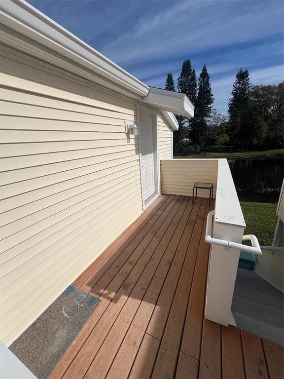 127 CAMPHOR CIRCLE UNIT G OLDSMAR, FL 34677