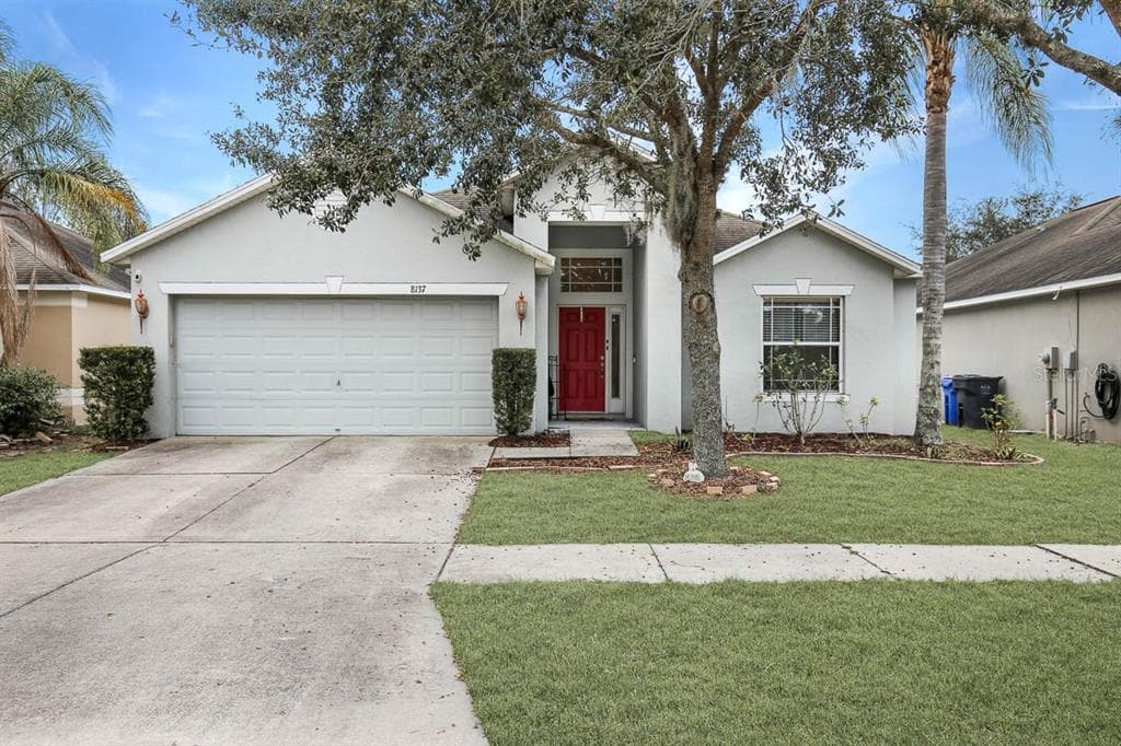 8137 ALAMOSA WOOD AVENUE RUSKIN, FL 33573