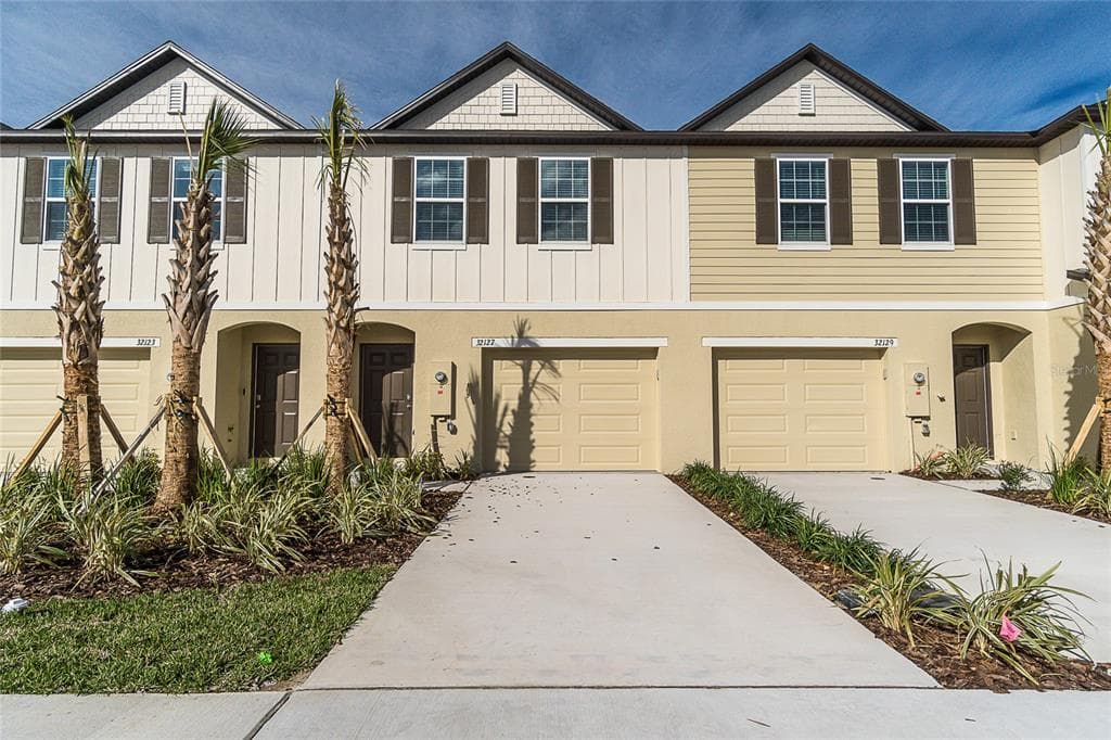 32127 POND APPLE BEND SAN ANTONIO, FL 33576