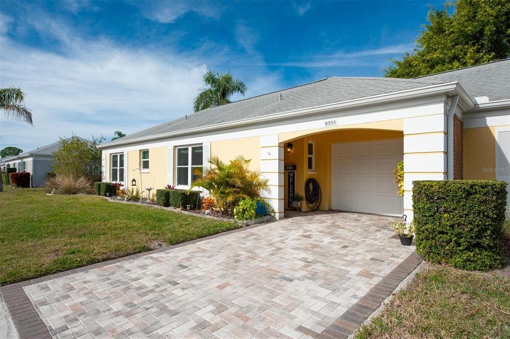8355 CANDLEWOOD ROAD UNIT 8355 LARGO, FL 33777
