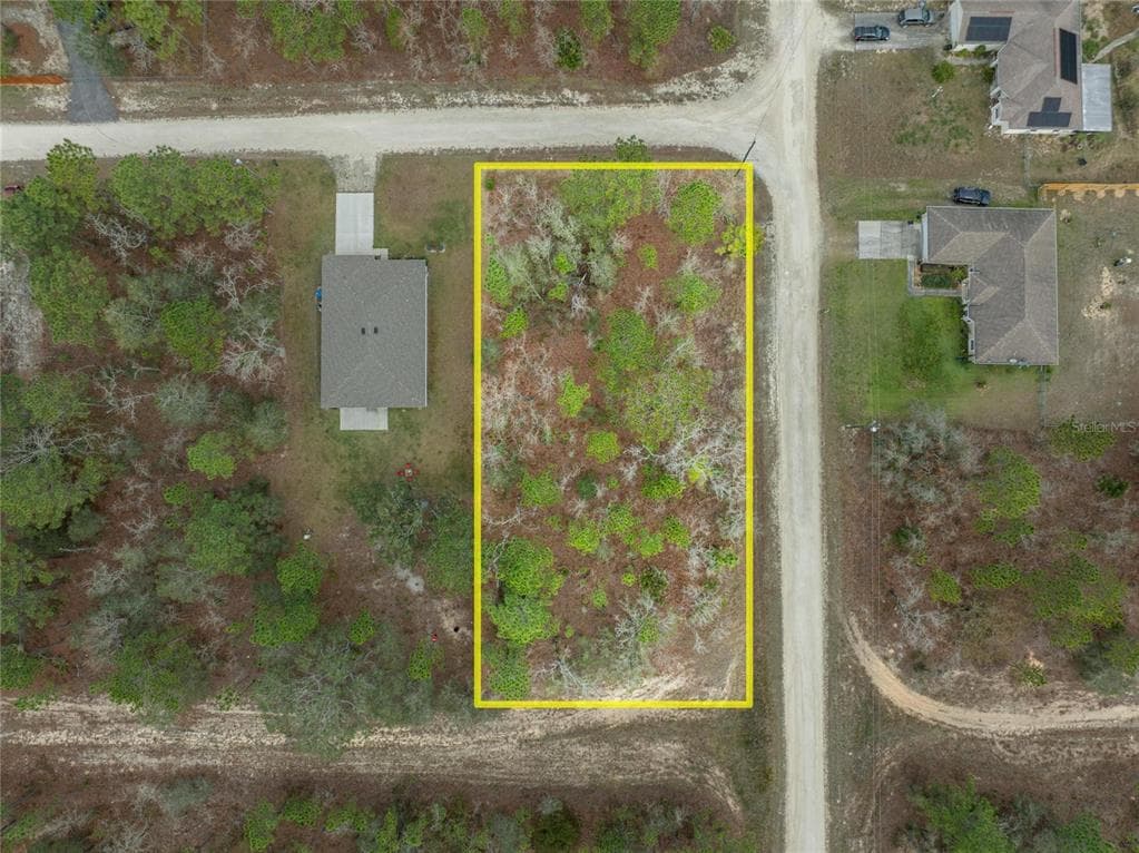 15251 GREEN JAY ROAD WEEKI WACHEE, FL 34614