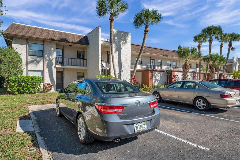 2750 E BAY DRIVE UNIT 2C LARGO, FL 33771