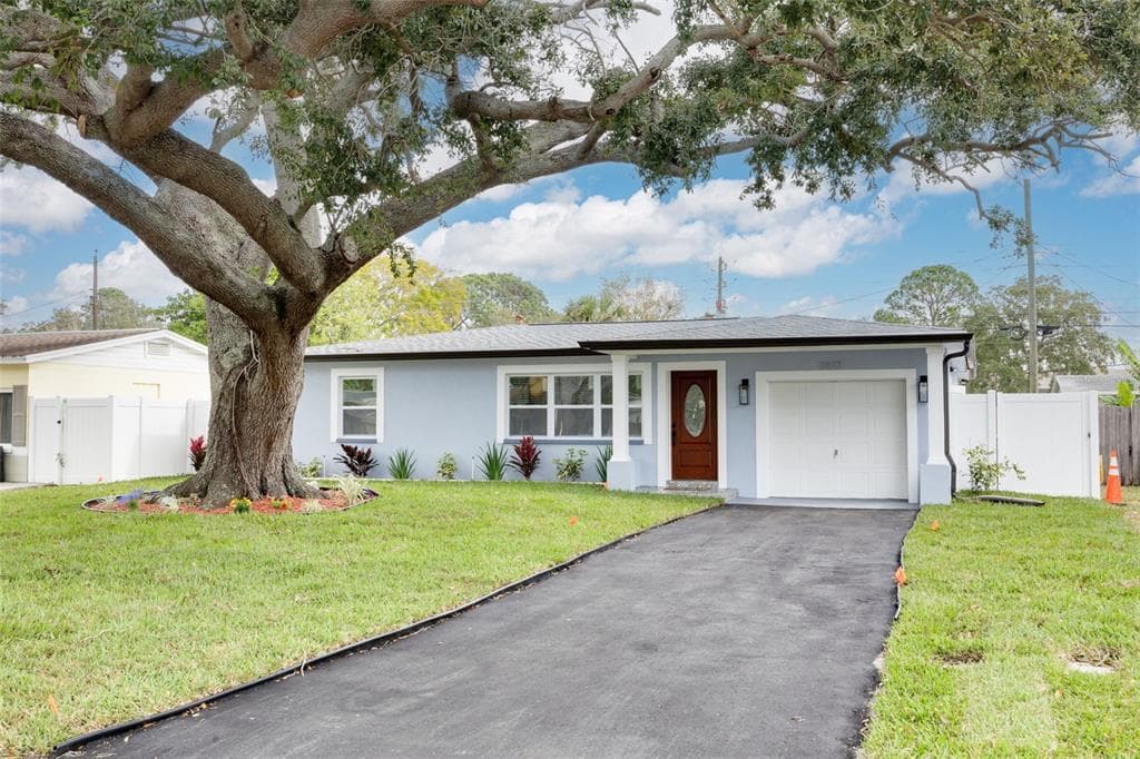 8401 52ND WAY N PINELLAS PARK, FL 33781