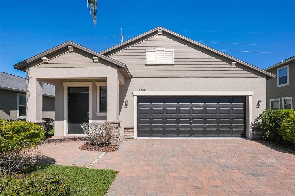 11638 LAKE BOULEVARD NEW PORT RICHEY, FL 34655