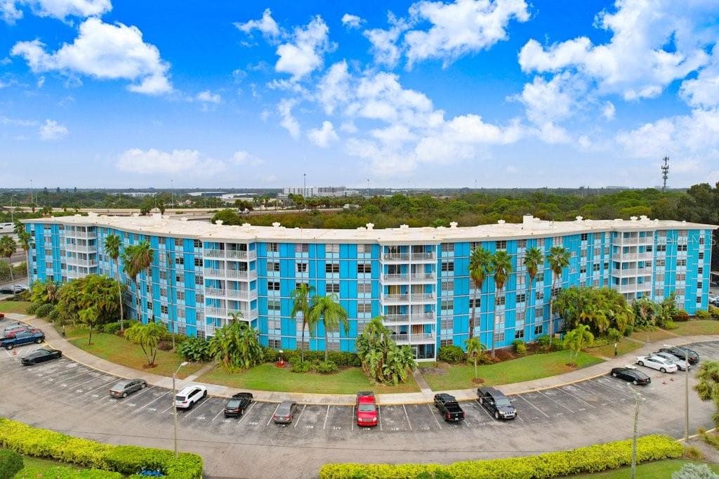 3315 58TH AVENUE S UNIT 614 ST PETERSBURG, FL 33712
