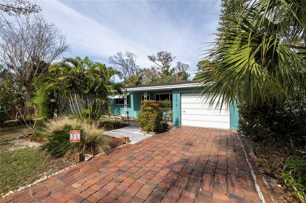 5213 16TH AVENUE S GULFPORT, FL 33707
