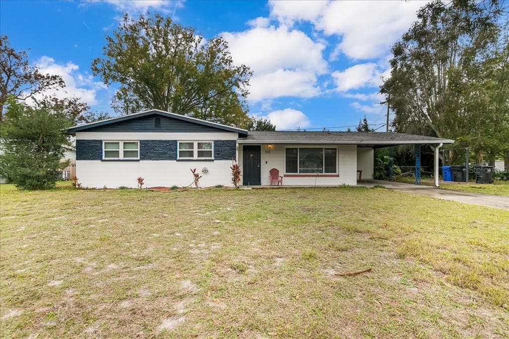 712 LAKEWOOD AVENUE TAMPA, FL 33613