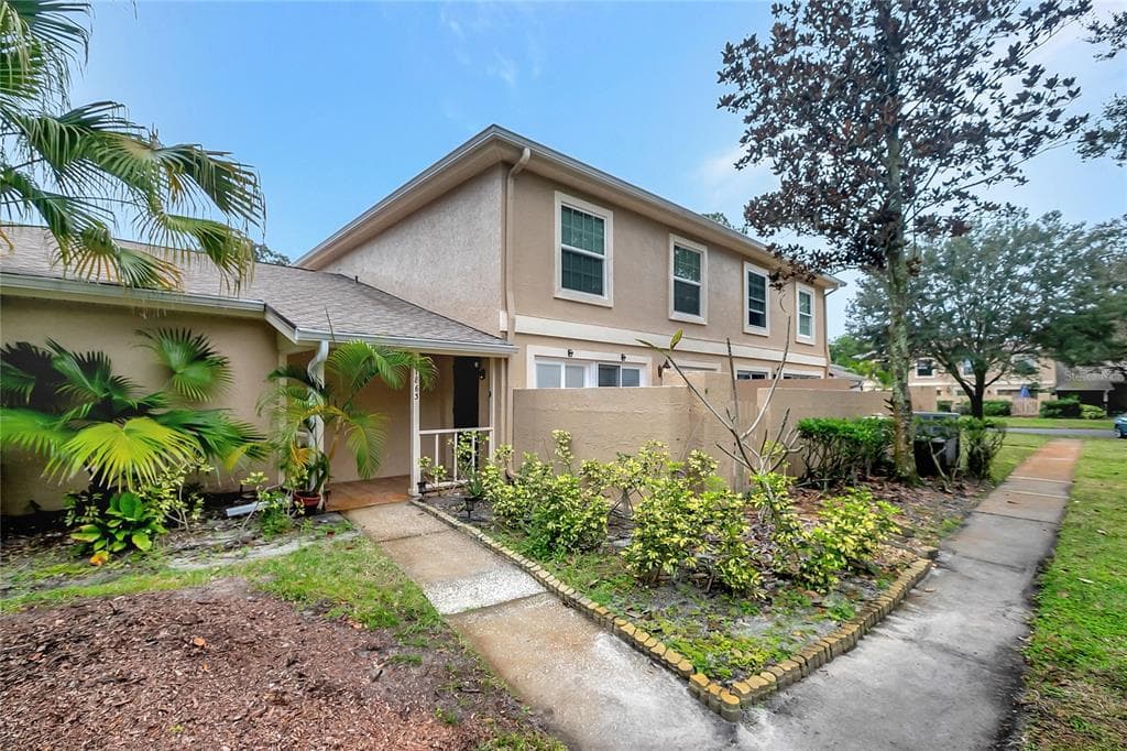 11863 RAINTREE DRIVE UNIT 11863 TEMPLE TERRACE, FL 33617