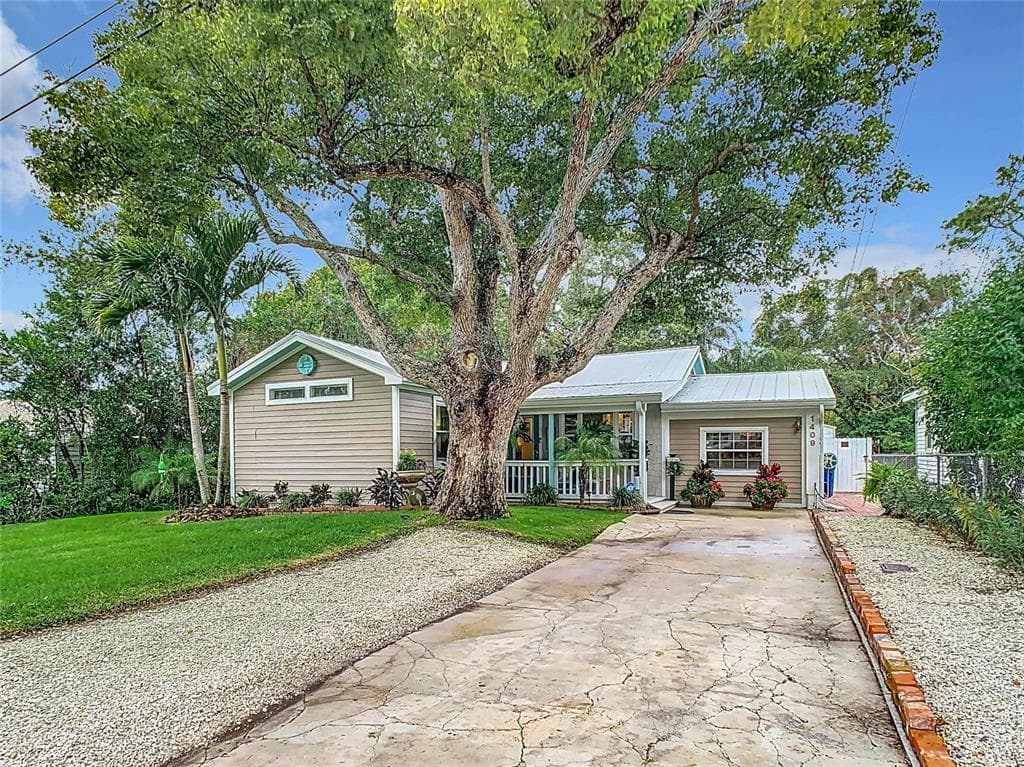 1409 OHIO AVENUE PALM HARBOR, FL 34683