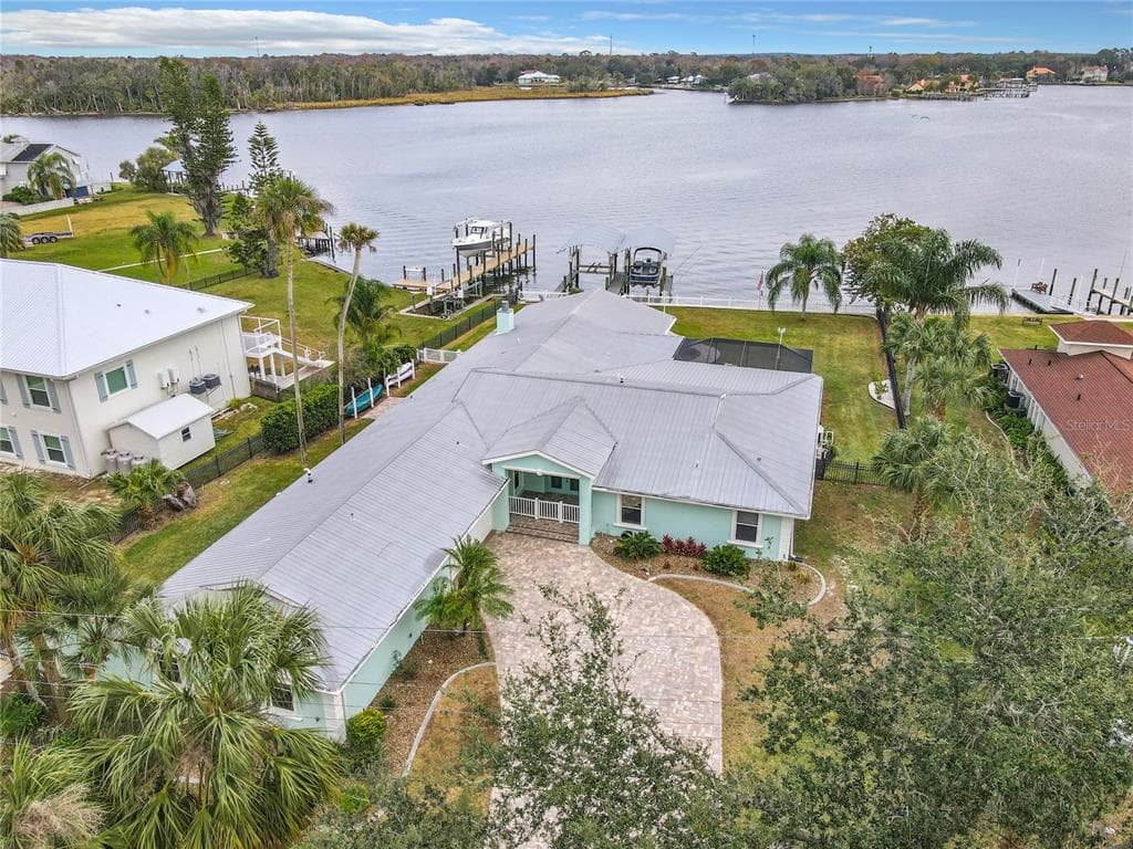 2365 N WATERSEDGE DRIVE CRYSTAL RIVER, FL 34429