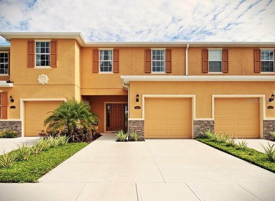 13827 RIVER FISH COURT UNIT 72 TAMPA, FL 33637