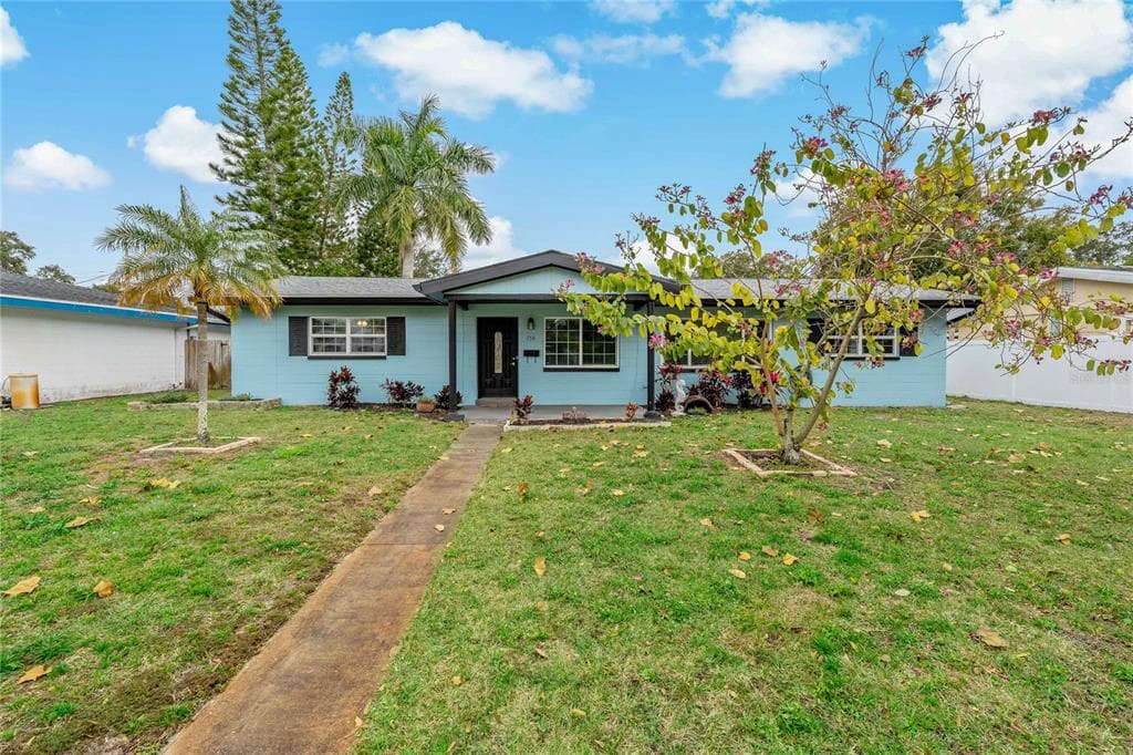 758 42ND AVENUE NE ST PETERSBURG, FL 33703